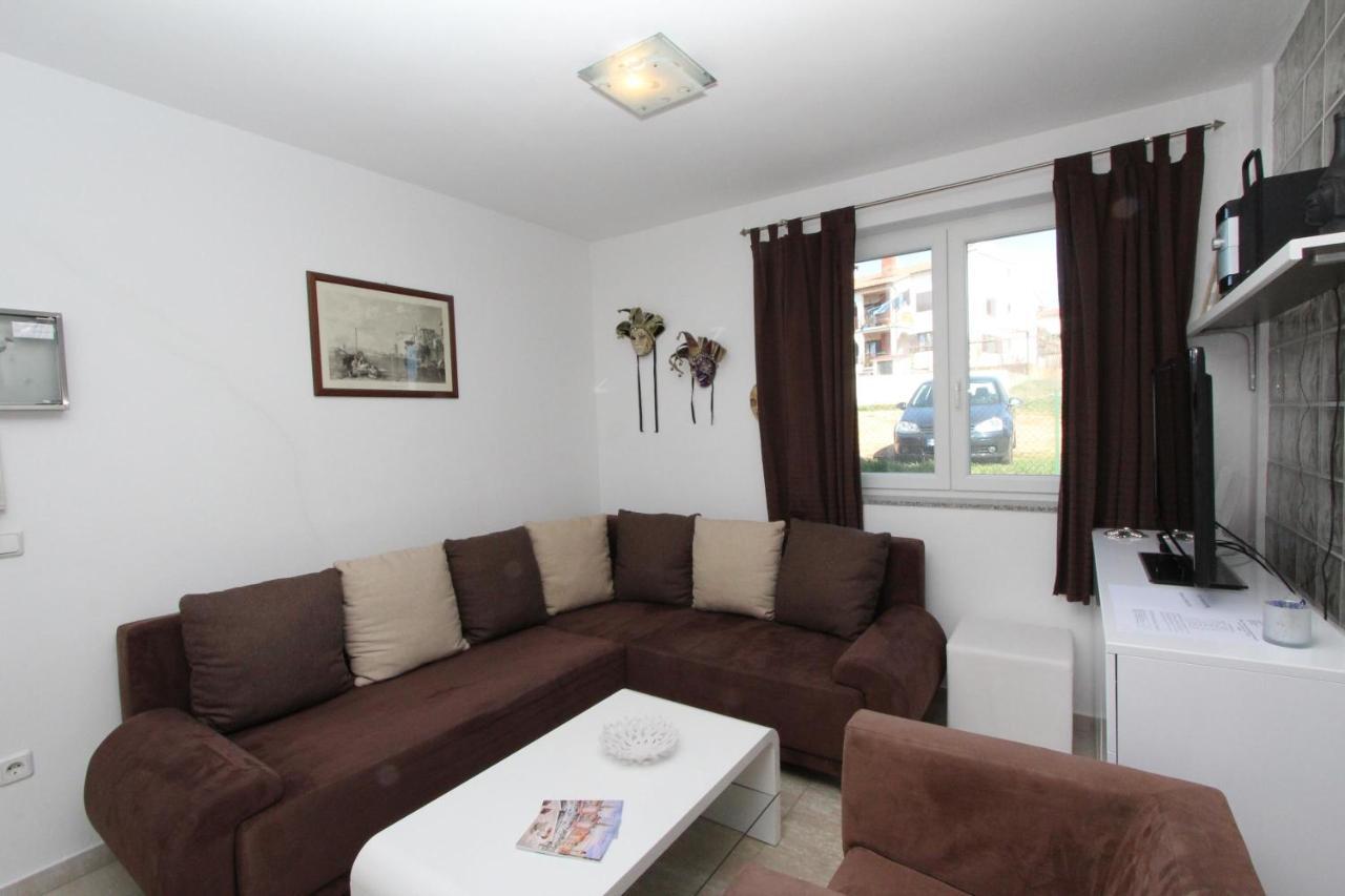 Apartment Adi Rovinj Exterior photo