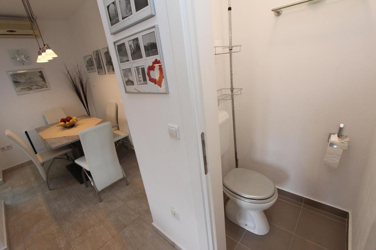 Apartment Adi Rovinj Exterior photo